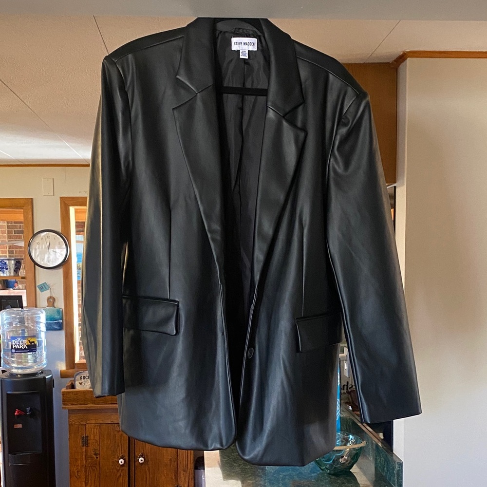 Steve Madden Black Blazer